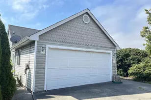 53 Bluewater Ct, Florence, OR 97439 - Photo 1