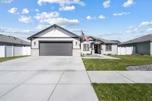 306 Sage St, Boardman, OR 97818 - Photo 1