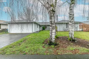 1431 SW 22nd St, Troutdale, OR 97060 - Photo 1