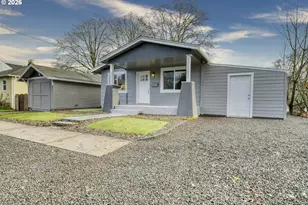 224 N 3rd St, Saint Helens, OR 97051 - Photo 1