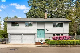 701 NE Foothills Dr, Estacada, OR 97023 - Photo 1
