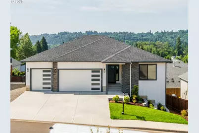 118 W 13th Way, La Center, WA 98629 - Photo 1