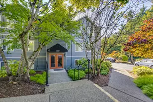 7931 SW 40th Ave, Portland, OR 97219 - Photo 1