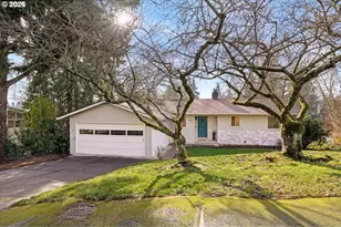 2738 SW Moss St, Portland, OR 97219 - Photo 1