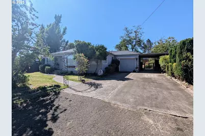 1891 Linnell Ave, Roseburg, OR 97471 - Photo 1