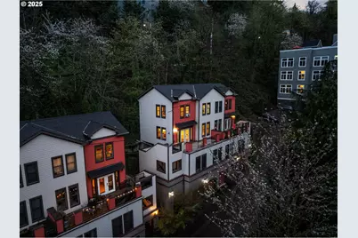 1828 SW 18th Ave, Portland, OR 97201 - Photo 1