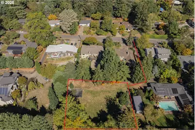 6336 SW Seymour St #B, Portland, OR 97221 - Photo 1