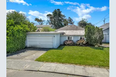 337 6th Ave, Seaside, OR 97138 - Photo 1