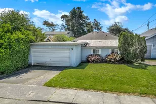 337 6th Ave, Seaside, OR 97138 - Photo 1