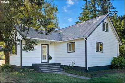 18247 S Highway 211, Molalla, OR 97038 - Photo 1