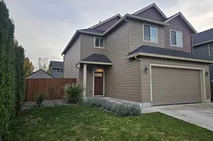 12915 NE 104th St, Vancouver, WA 98682 - Photo 1