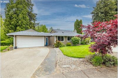 1560 SW 187th Ave, Beaverton, OR 97003 - Photo 1