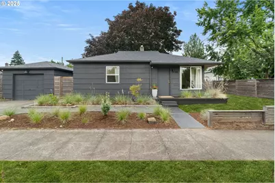 841 NE 77th Ave, Portland, OR 97213 - Photo 1