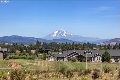 2946 Webb Dr, Hood River, OR 97031 - Photo 1