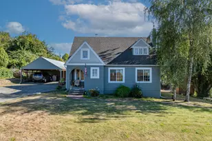 1112 Spruce St, Myrtle Point, OR 97458 - Photo 1