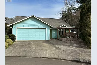 2200 NW Cabrillo Ct, Roseburg, OR 97471 - Photo 1