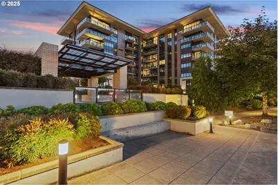 1830 NW Riverscape St #803, Portland, OR 97209 - Photo 1