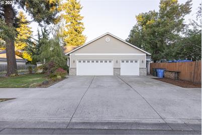 3905 NE 122nd Ave, Vancouver, WA 98682 - Photo 1