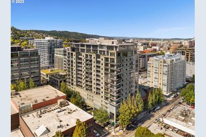 1025 NW Couch St #821, Portland, OR 97209 - Photo 1