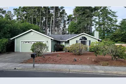 2277 Upas Pl, Florence, OR 97439 - Photo 1