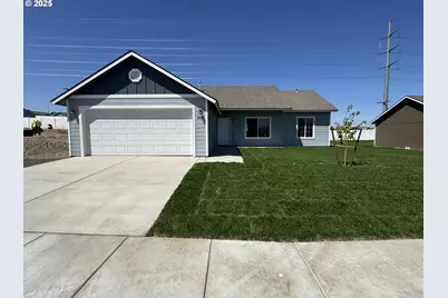 2806 Curlew St, Umatilla, OR 97882 - Photo 1