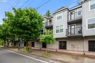 20 SE 172nd Ave, Portland, OR 97233 - Photo 1