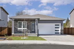 15205 S E Towers Ter, Milwaukie, OR 97267 - Photo 1