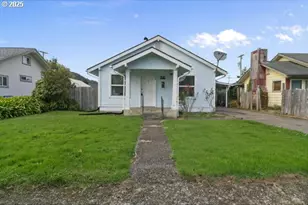 941 Fir Ave, Reedsport, OR 97467 - Photo 1