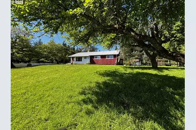 48799 McFarland Rd, Oakridge, OR 97463 - Photo 1
