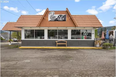 1332 W Central Ave, Sutherlin, OR 97479 - Photo 1
