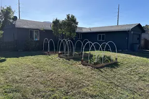 47692 W 1st St, Oakridge, OR 97463 - Photo 1