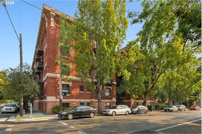 1829 NW Lovejoy St #108, Portland, OR 97209 - Photo 1