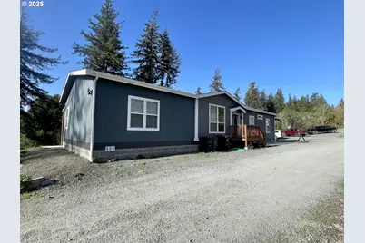 64 S Folsom St, Coquille, OR 97423 - Photo 1