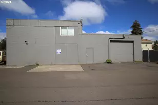 516 S 1st Ave, Hillsboro, OR 97123 - Photo 1