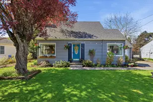 221 SE 109th Ave, Portland, OR 97216 - Photo 1