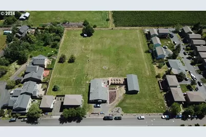 1111 29th St, Hood River, OR 97031 - Photo 1