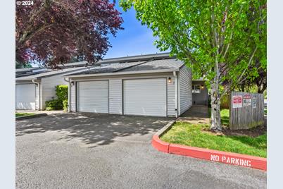 5301 Plomondon St #B7, Vancouver, WA 98661 - Photo 1