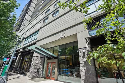 1025 NW Couch St #716, Portland, OR 97209 - Photo 1