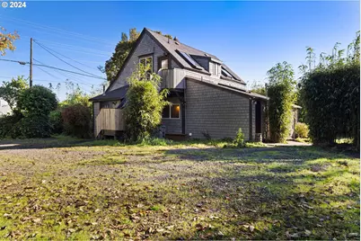 858 E Harbor Dr, Warrenton, OR 97146 - Photo 1