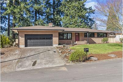 800 SE 95th Ave, Vancouver, WA 98664 - Photo 1