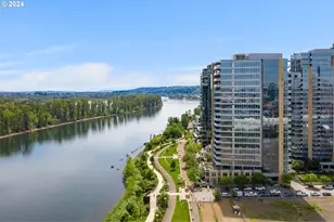 3570 S River Pkwy, Portland, OR 97239 - Photo 1