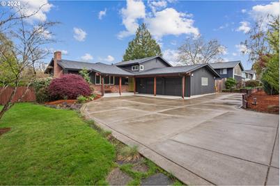 5210 SW Elm Ave, Beaverton, OR 97005 - Photo 1