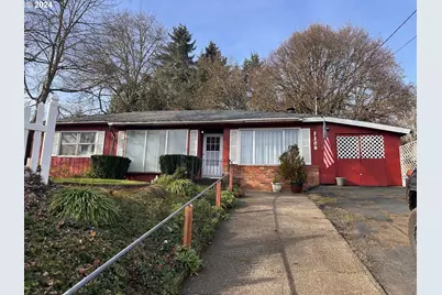 1106 N Myrtle Rd, Myrtle Creek, OR 97457 - Photo 1