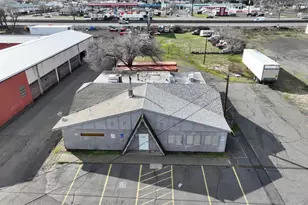 2620 W 2nd St, The Dalles, OR 97058 - Photo 1