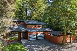 16878 Canyon Dr, Lake Oswego, OR 97034 - Photo 1