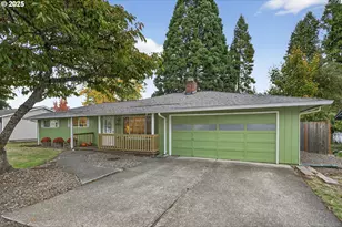 1043 NE Sturgess Ave, Hillsboro, OR 97124 - Photo 1