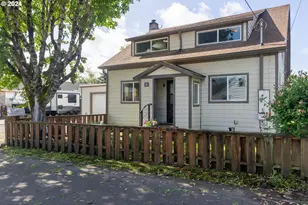 1285 6th Ave, Seaside, OR 97138 - Photo 1