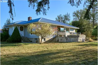 303 SW 2nd St, Enterprise, OR 97828 - Photo 1