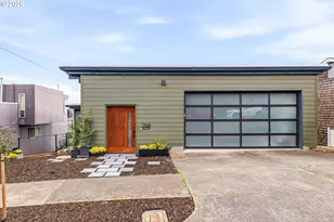 7528 S Kelly Ave, Portland, OR 97219 - Photo 1