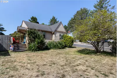 3721 NW Port Ave, Lincoln City, OR 97367 - Photo 1